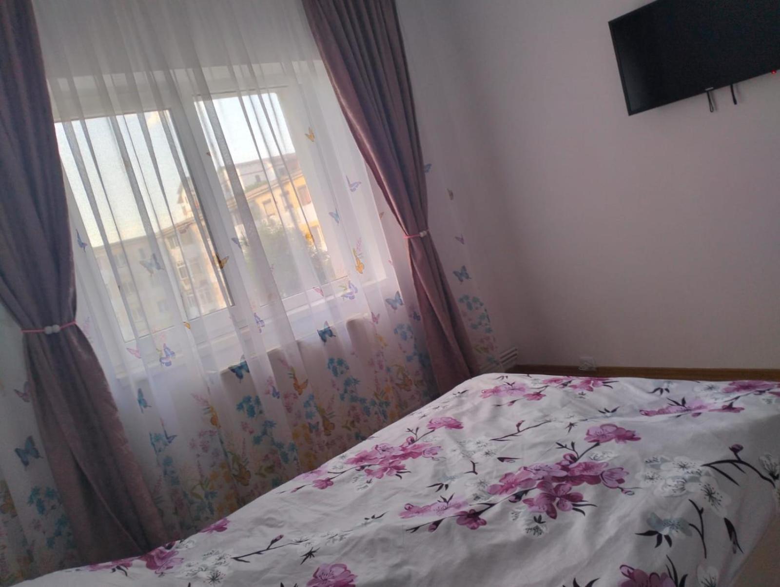 Apartament 3 Camere De Inchiriat Craiova Buitenkant foto