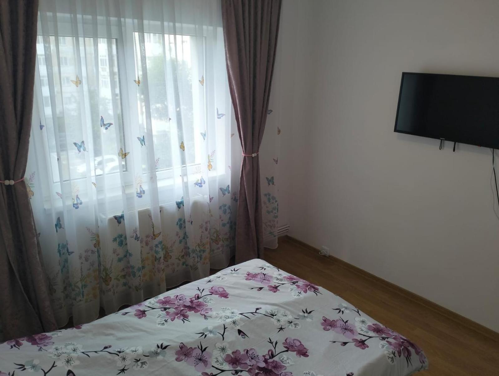 Apartament 3 Camere De Inchiriat Craiova Buitenkant foto